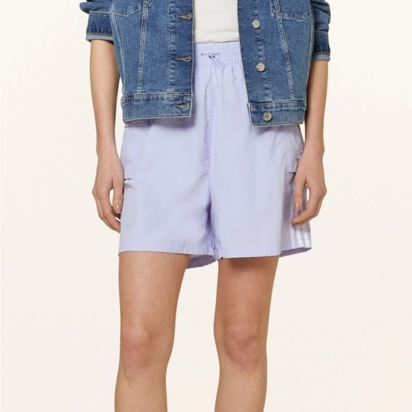 adidas Originals Pants - Adidas Originals Cargo Shorts Adicolor Sz L
Women NWT